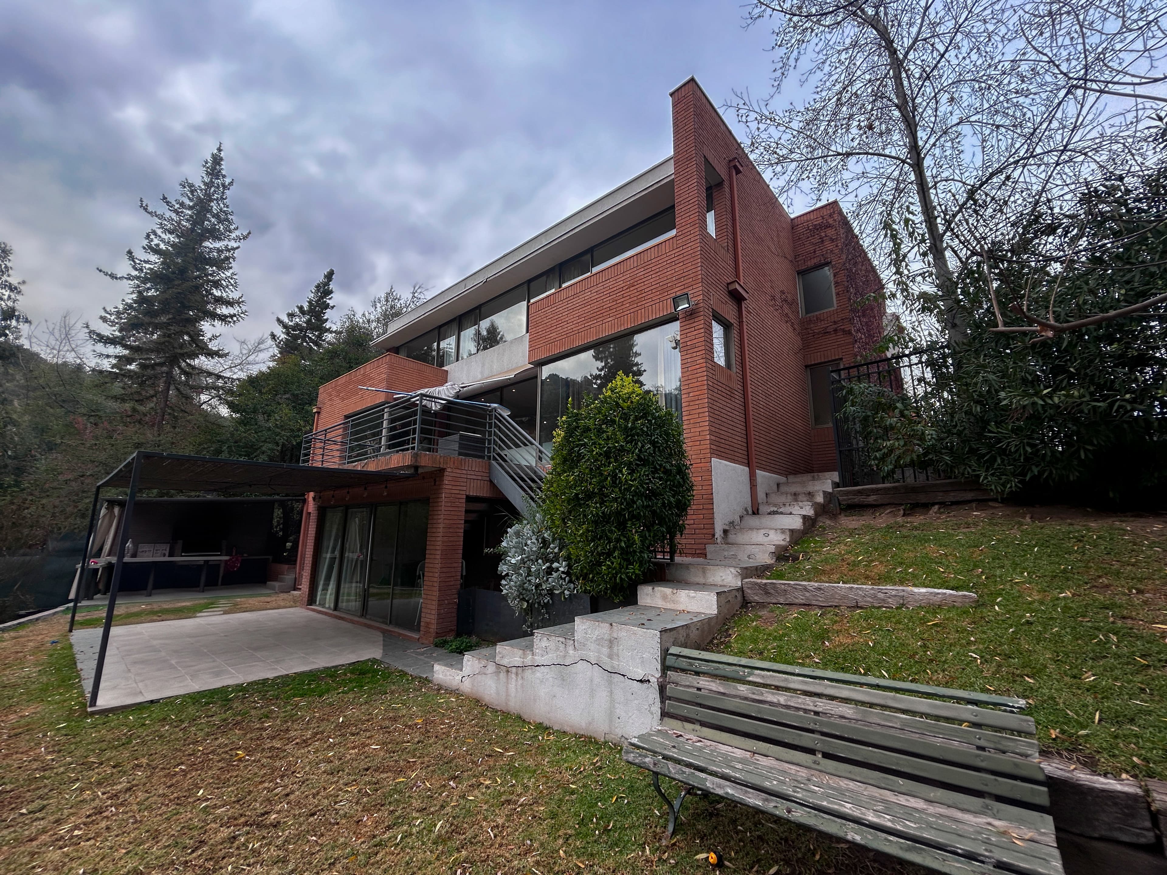 Casa familiar en exclusivo condominio de La Dehesa