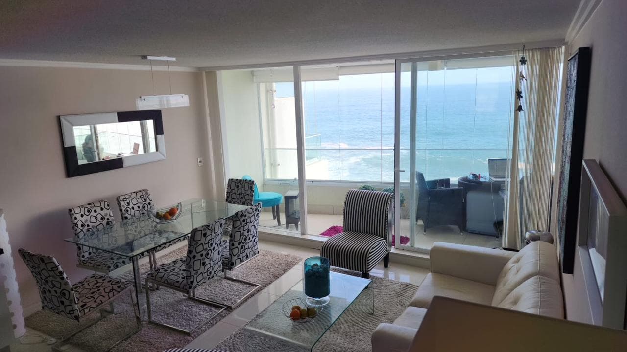 ARRIENDO AMOBLADO 3D,2B